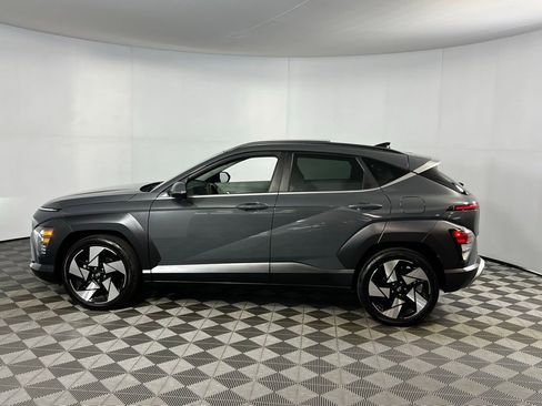 Used 2024 Hyundai Kona Limited image 8