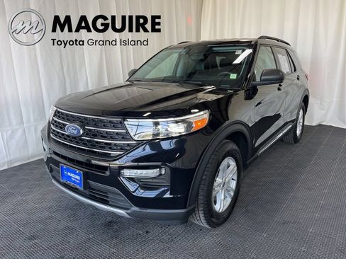 Used 2023 Ford Explorer XLT w/ Equipment Group 202A AWD/4WD image 1