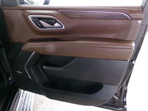 Used 2021 Chevrolet Tahoe High Country AWD/4WD image 13