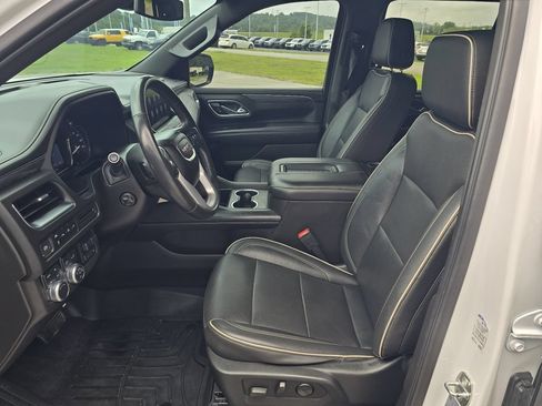Used 2021 GMC Yukon SLT w/ SLT Luxury Plus Package AWD/4WD image 14