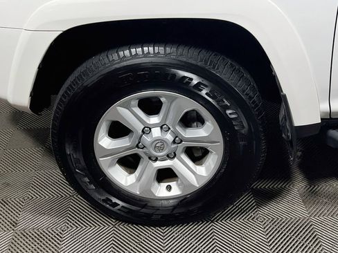 Certified 2024 Toyota 4Runner SR5 Premium w/ Moonroof Package AWD/4WD image 29