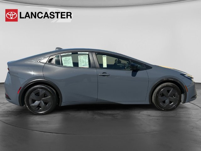 Certified 2024 Toyota Prius LE FWD image 8