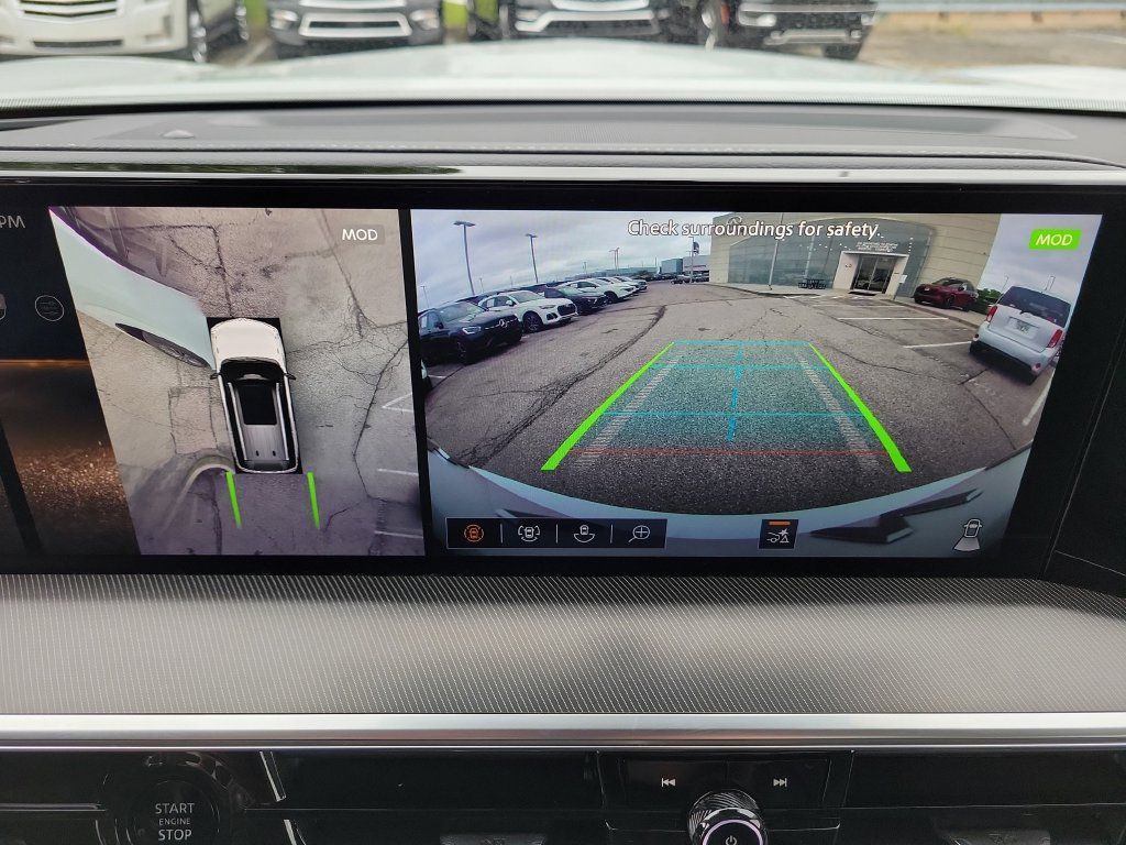 Certified 2026 INFINITI QX80 Luxe w/ Cargo Package AWD/4WD image 16