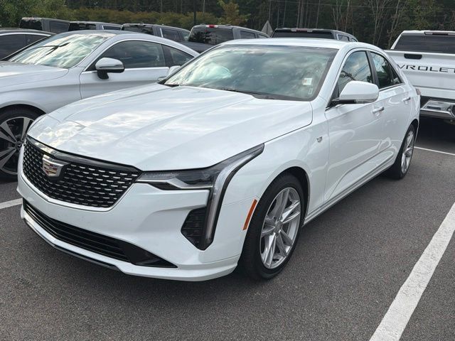 Used 2026 Cadillac CT4 Luxury RWD image 1
