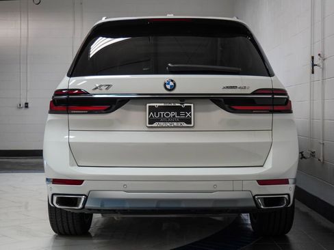 Used 2024 BMW X7 xDrive40i image 41