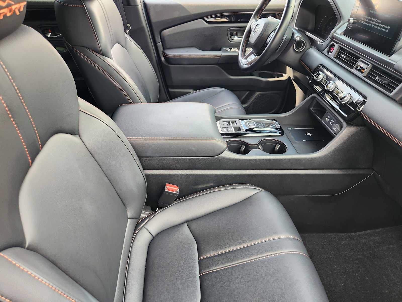 Certified 2025 Honda Pilot TrailSport image 13