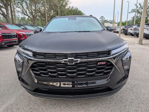 New 2026 Chevrolet Trax RS FWD image 2