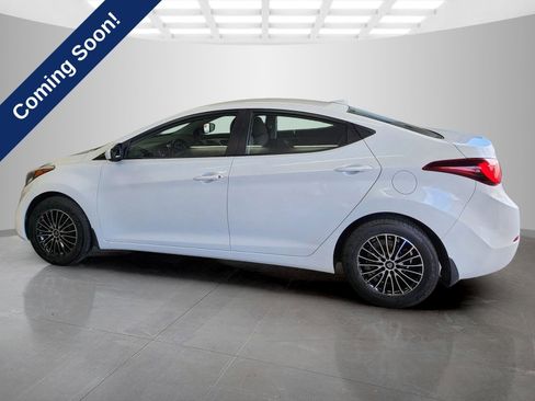 Used 2016 Hyundai Elantra SE FWD image 4