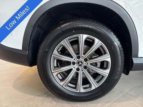 Certified 2025 Mercedes-Benz GLC 300 4MATIC image 9