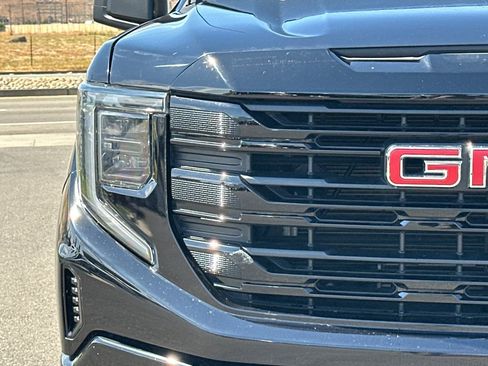 Used 2024 GMC Sierra 1500 Elevation image 43