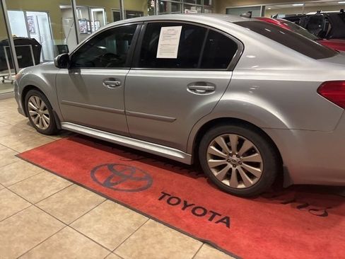 Used 2012 Subaru Legacy 3.6R Limited image 13