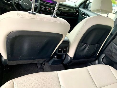 Used 2023 Kia Seltos EX AWD/4WD image 20