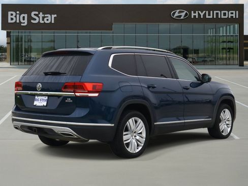 Used 2018 Volkswagen Atlas SEL Premium AWD/4WD image 4