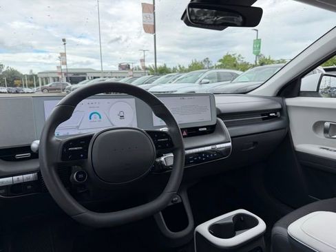 Certified 2024 Hyundai Ioniq 5 SEL image 10