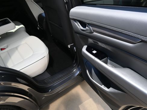 New 2025 MAZDA CX-5 AWD 2.5 S w/ Preferred Package image 36