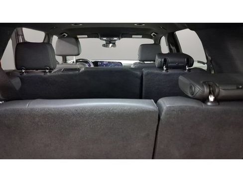 Used 2025 Chevrolet Tahoe LT AWD/4WD image 19