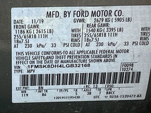 Used 2020 Ford Explorer XLT w/ Comfort Package image 32