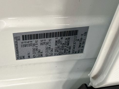 Used 2023 Nissan Rogue S AWD/4WD image 12