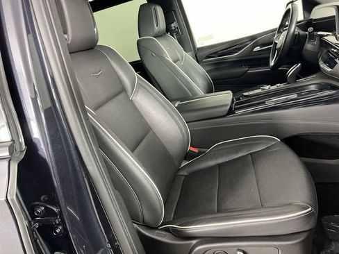 Certified 2022 Cadillac Escalade Sport w/ Touring Package AWD/4WD image 29