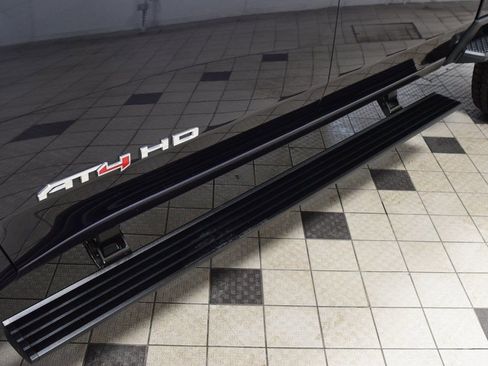 Used 2024 GMC Sierra 2500 AT4 w/ AT4 Premium Plus Package image 26