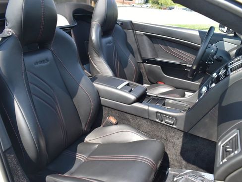 Used 2014 Aston Martin V8 Vantage S image 27