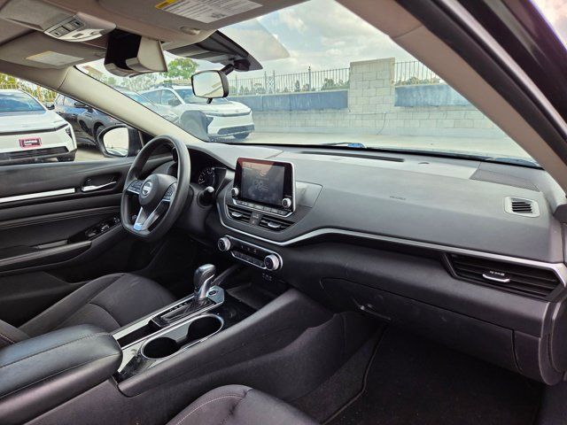 Used 2021 Nissan Altima 2.5 SV FWD image 17