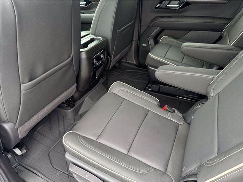 New 2026 Chevrolet Tahoe Premier w/ Sun And Tow Package RWD image 33