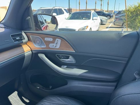 Used 2021 Mercedes-Benz GLE 450 4MATIC image 16