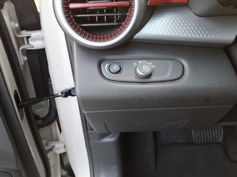 New 2026 Chevrolet Trax RS w/ Driver Confidence Package image 14