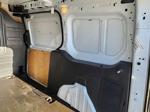 Used 2017 Ford Transit Connect XL image 10
