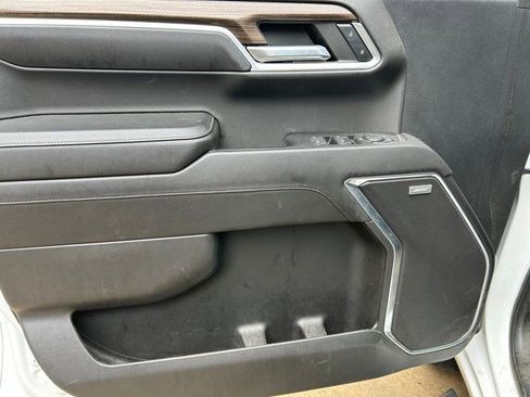 Used 2022 Chevrolet Silverado 1500 RST w/ Redline Edition AWD/4WD image 9