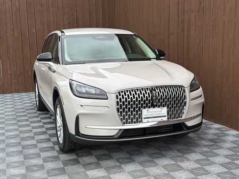 Used 2023 Lincoln Corsair FWD image 13