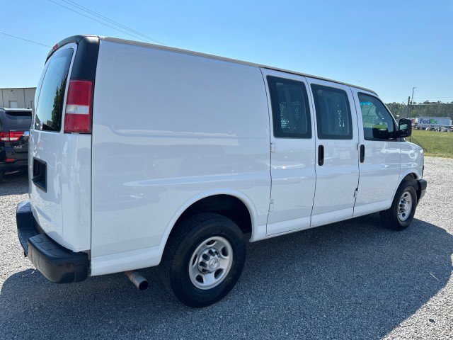 Used 2019 Chevrolet Express 2500 w/ Driver Convenience Package RWD image 7