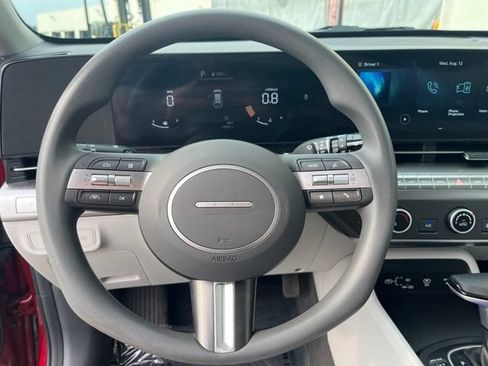 Used 2024 Hyundai Kona SE FWD image 19