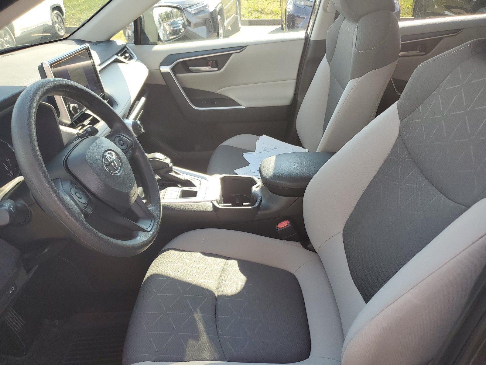 Certified 2025 Toyota RAV4 XLE w/ Convenience Package AWD/4WD image 17