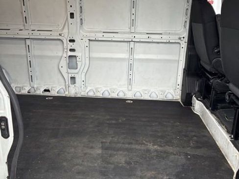 Used 2023 RAM ProMaster 2500 image 12