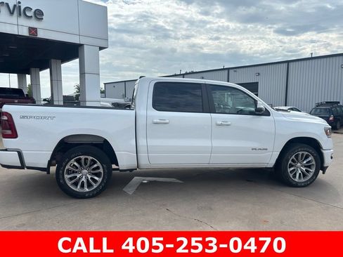 Used 2023 RAM 1500 Laramie AWD/4WD image 6