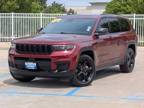 Used 2021 Jeep Grand Cherokee L Laredo AWD/4WD image 2