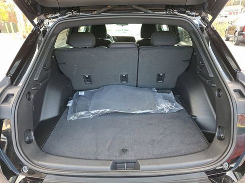 Used 2025 Chevrolet Equinox EV LT image 29