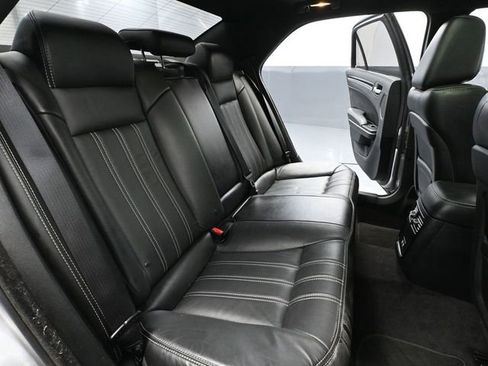 Used 2018 Chrysler 300 S w/ Beats Audio Group image 45