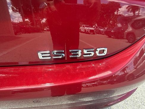 Used 2025 Lexus ES 350 w/ Technology Package FWD image 11