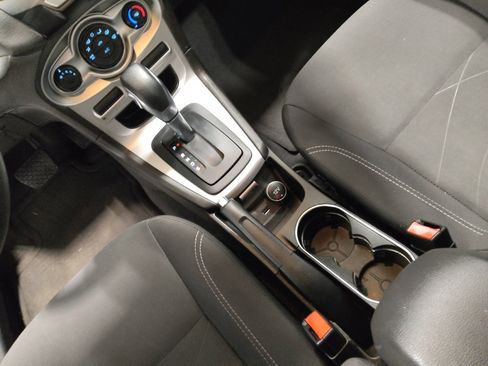 Used 2019 Ford Fiesta SE image 26