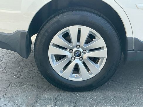 Used 2016 Subaru Outback 2.5i Premium image 15