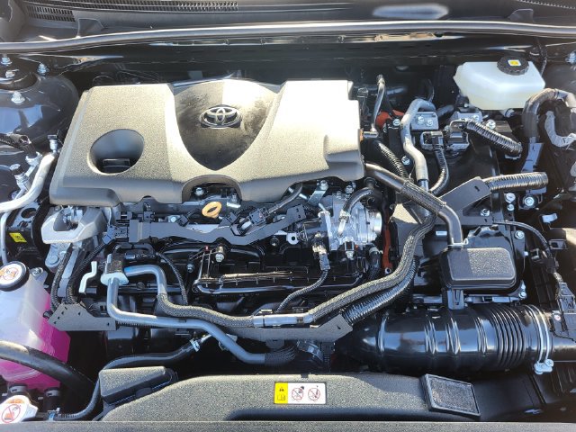 Used 2025 Toyota Camry XLE w/ Premium Package AWD/4WD image 11