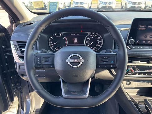 Certified 2026 Nissan Rogue SV AWD/4WD image 25