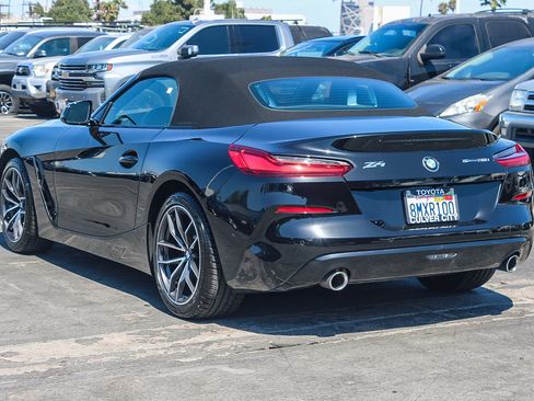 Used 2019 BMW Z4 sDrive30i w/ Convenience Package RWD image 7