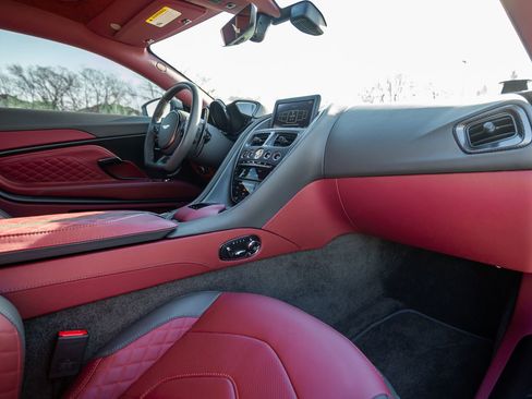 Used 2023 Aston Martin DBS Base image 18