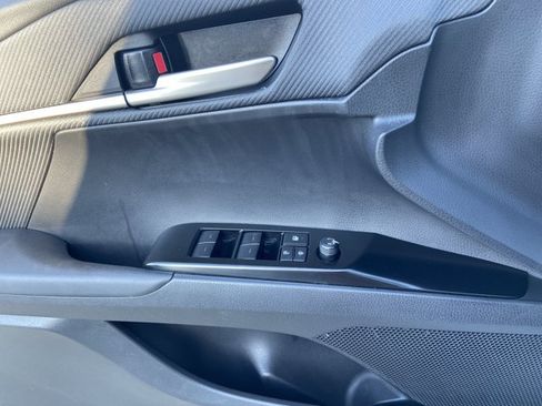 Used 2025 Toyota Camry SE FWD image 46