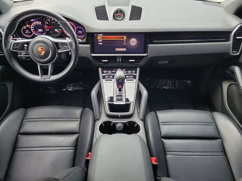 Certified 2023 Porsche Cayenne AWD/4WD image 20