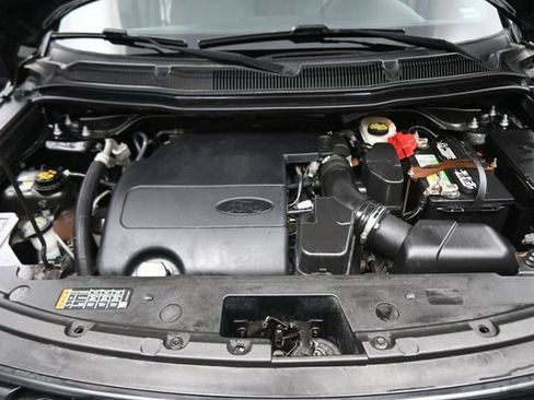 Used 2017 Ford Explorer XLT AWD/4WD image 12